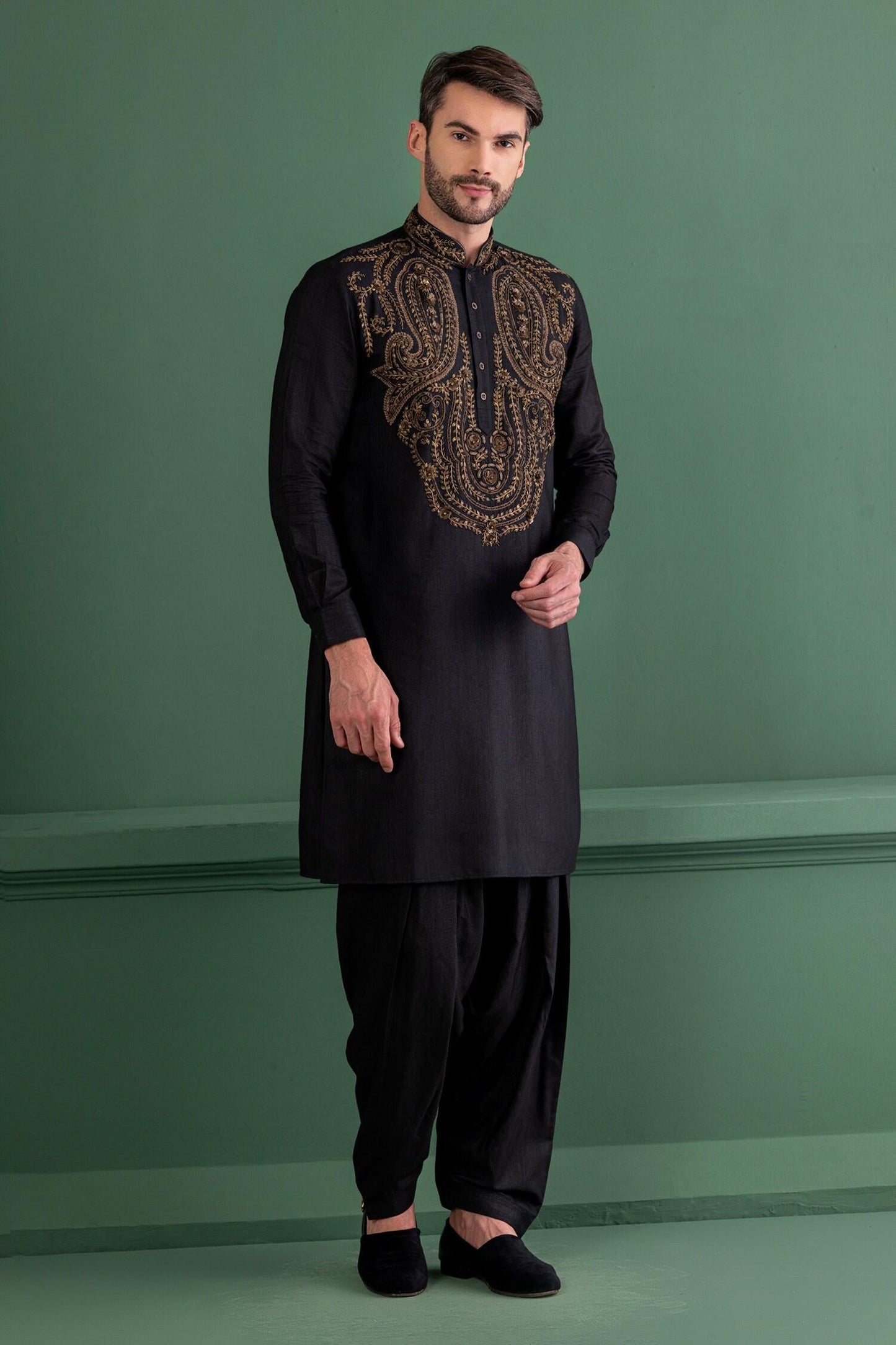 Kurta Set Black Moonga Silk Embroidery Sequin Paisley