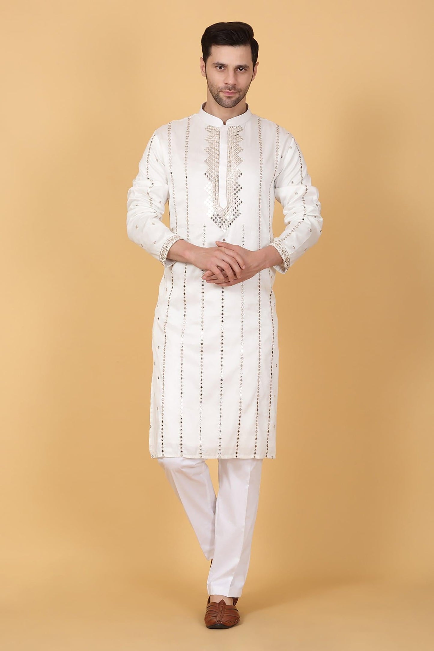 Kurta Set White Cotton Mirrors Embroidery