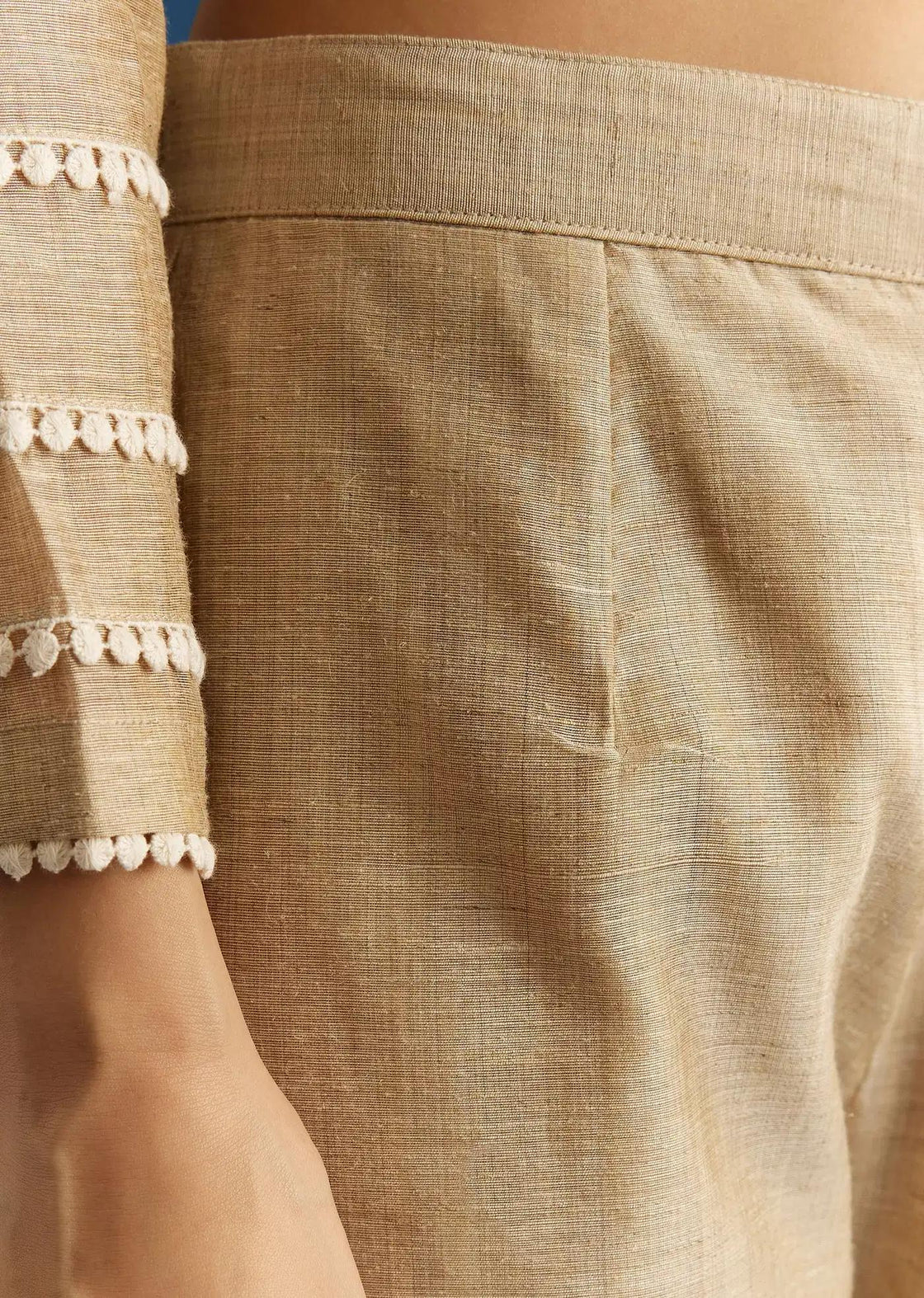 Beige Jamdani Tunic Ensemble Featuring Thread Sequins Detailing