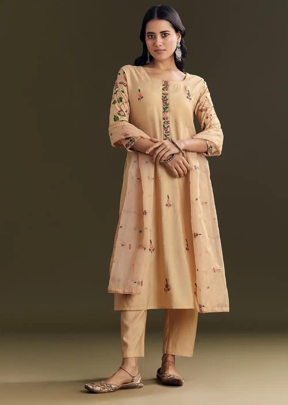 Beige Modal Threadwork Kurta Pant Ensemble With Hand Painting Outfit