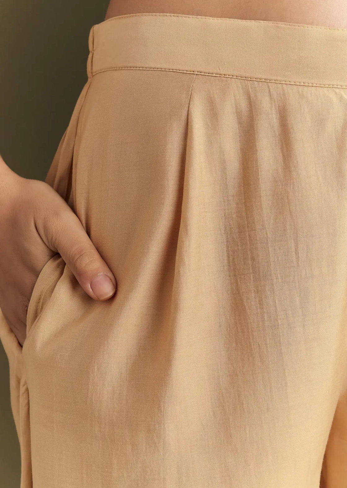 Beige Modal Threadwork Tunic Trouser Featuring Resham Organza Drape
