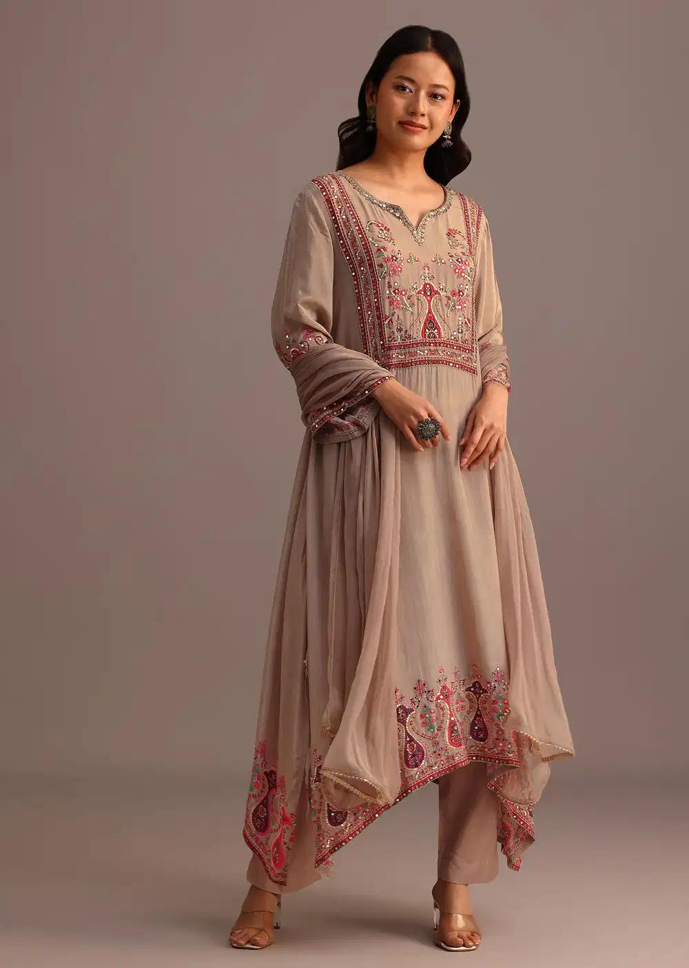 Beige Printed Kurti Pant Ensemble With Chiffon Dupatta