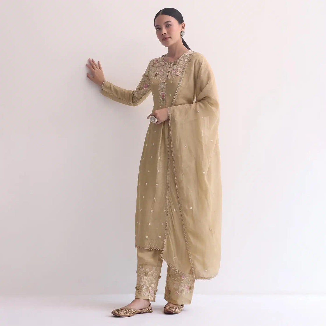 Beige Silk Tunic Trouser Ensemble Featuring 3D Floral Detailing