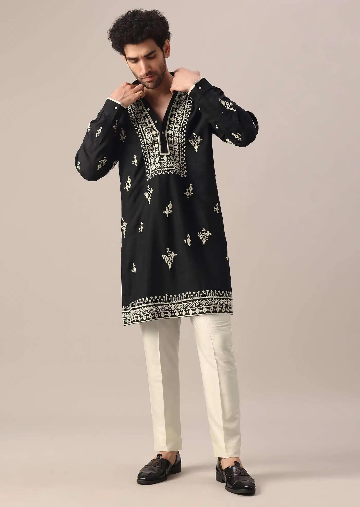 Black Kurta Set In Silk With Embroidered Work Elegant Designer Kurta Sets