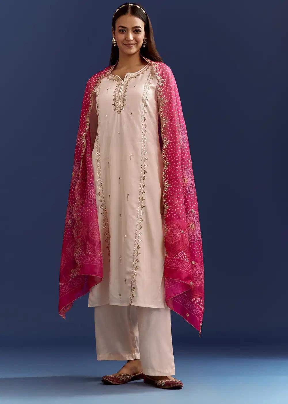 Cream Dola Silk Kurta With Gotta Work And Bandhani Pink Dupatta Outfit
