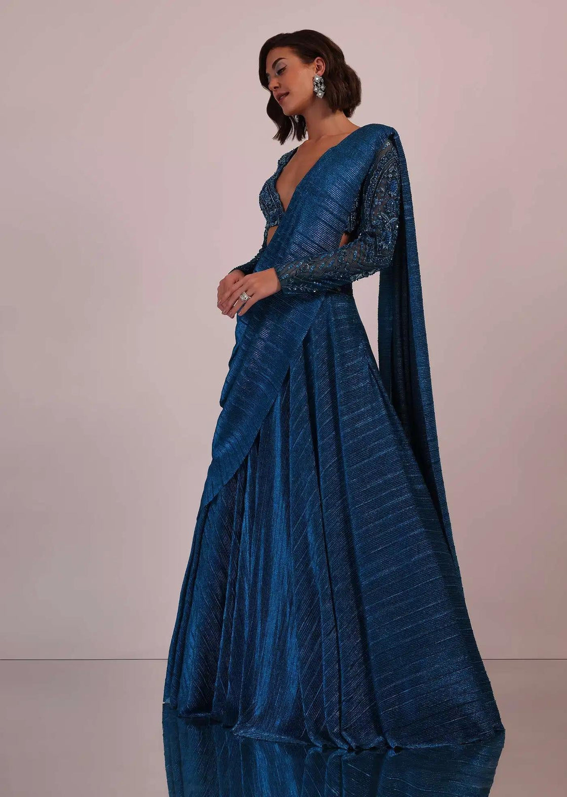 Crushed Shimmer Drape Saree Set In Blue For Bridesmaids