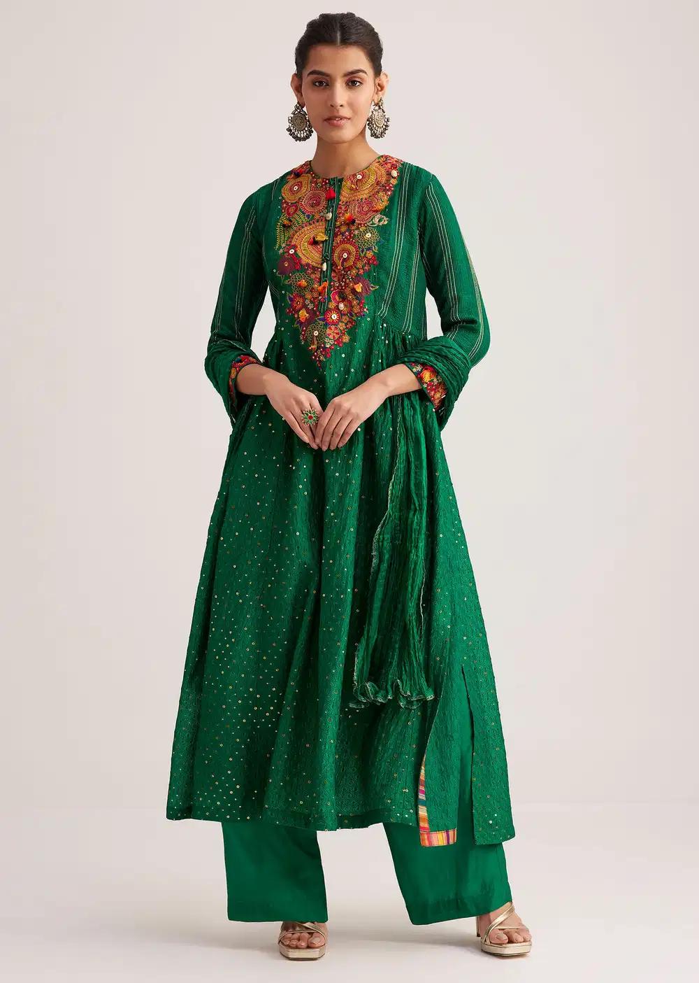 Green Silk Kurta Ensemble With Resham Embroidery And Textured Dupatta Outfit