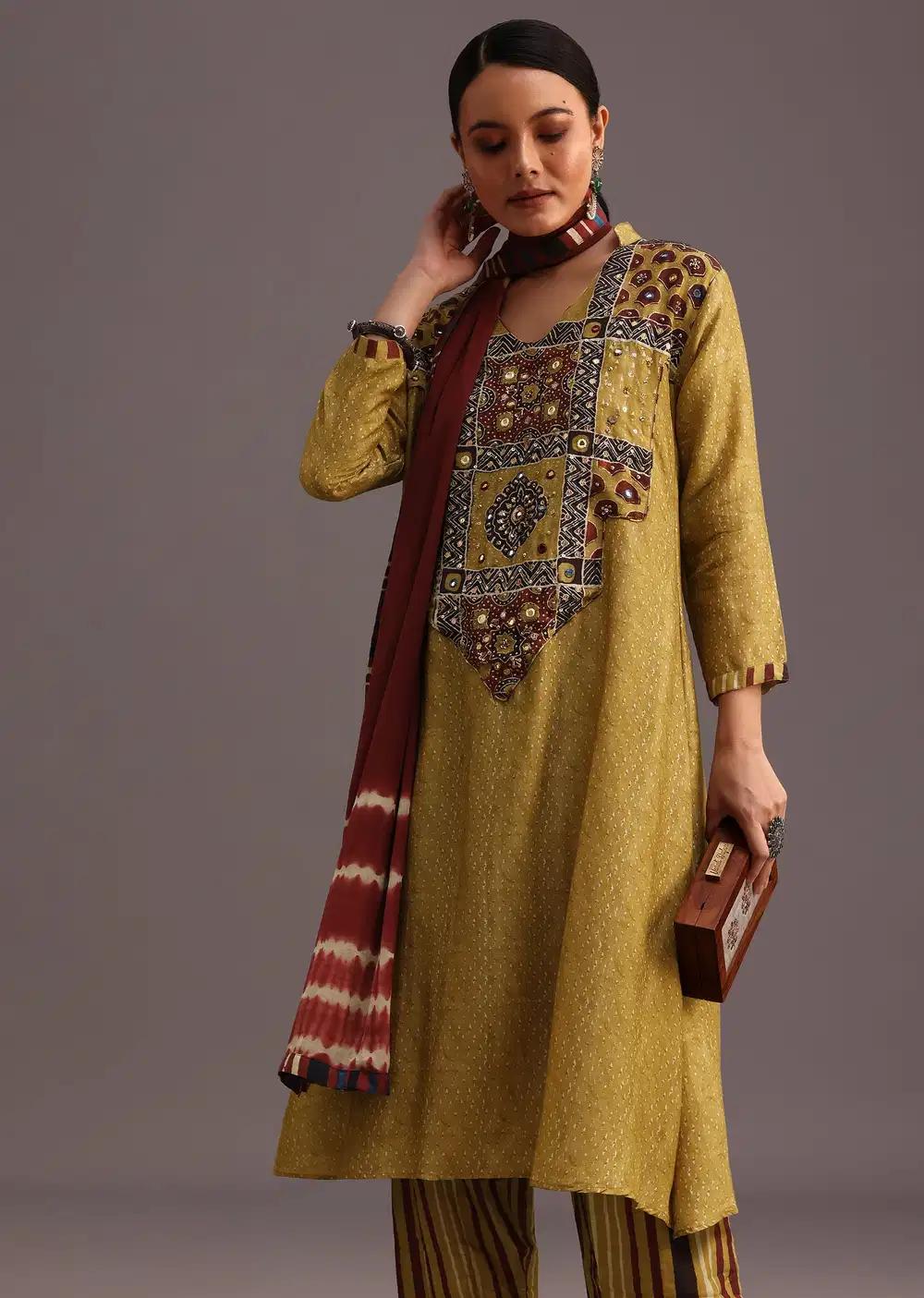 Mehendi Green Ajrakh Printed Kurta Ensemble With Leheriya Dupatta Outfit