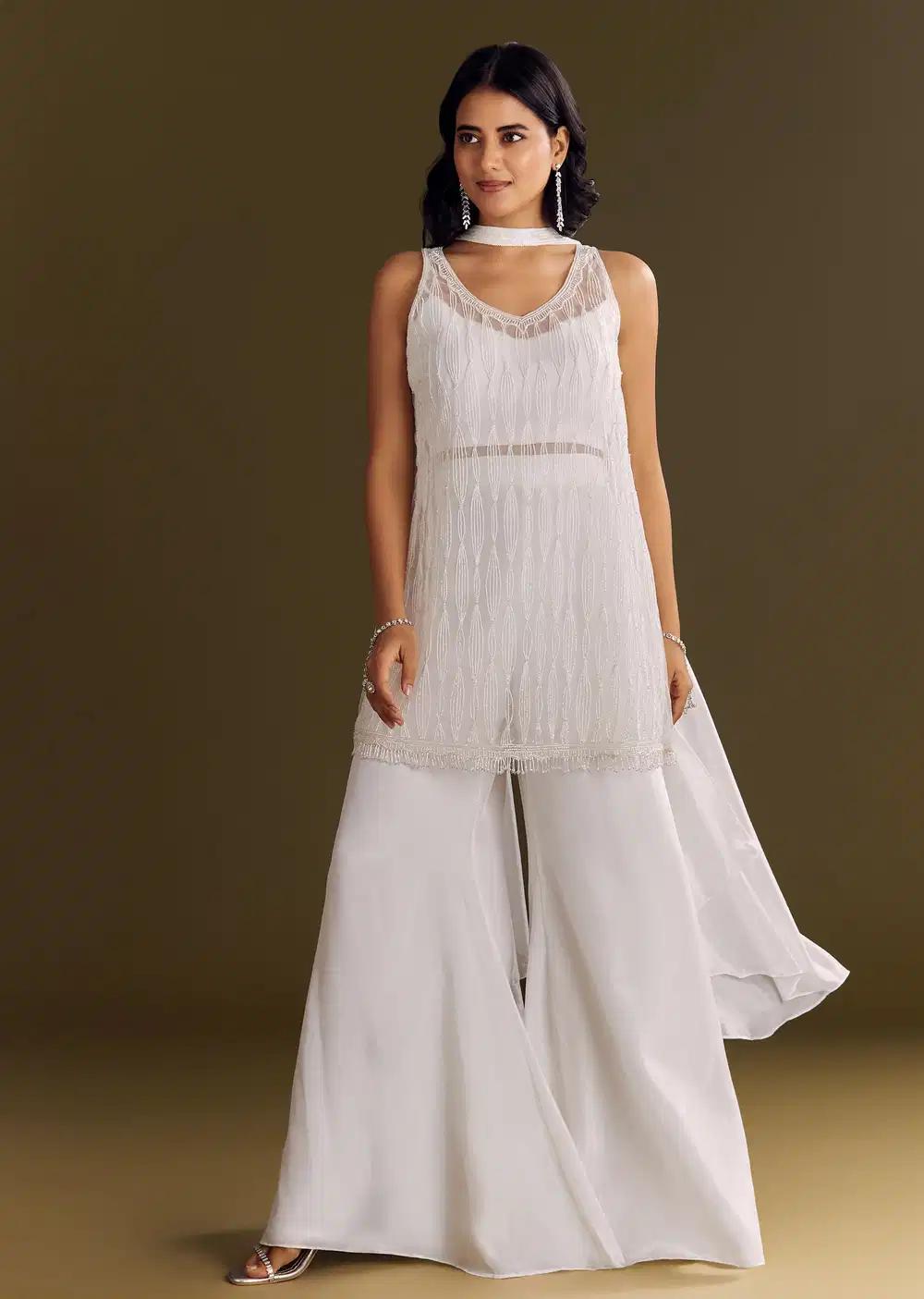White Crepe Kurta Ensemble With Net Choker Style Dupatta Outfit