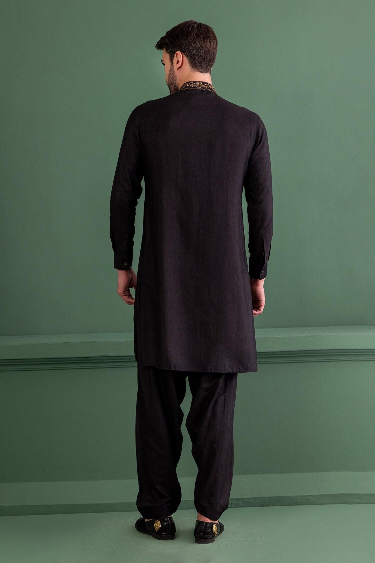 Kurta Set Black Moonga Silk Embroidery Sequin Paisley