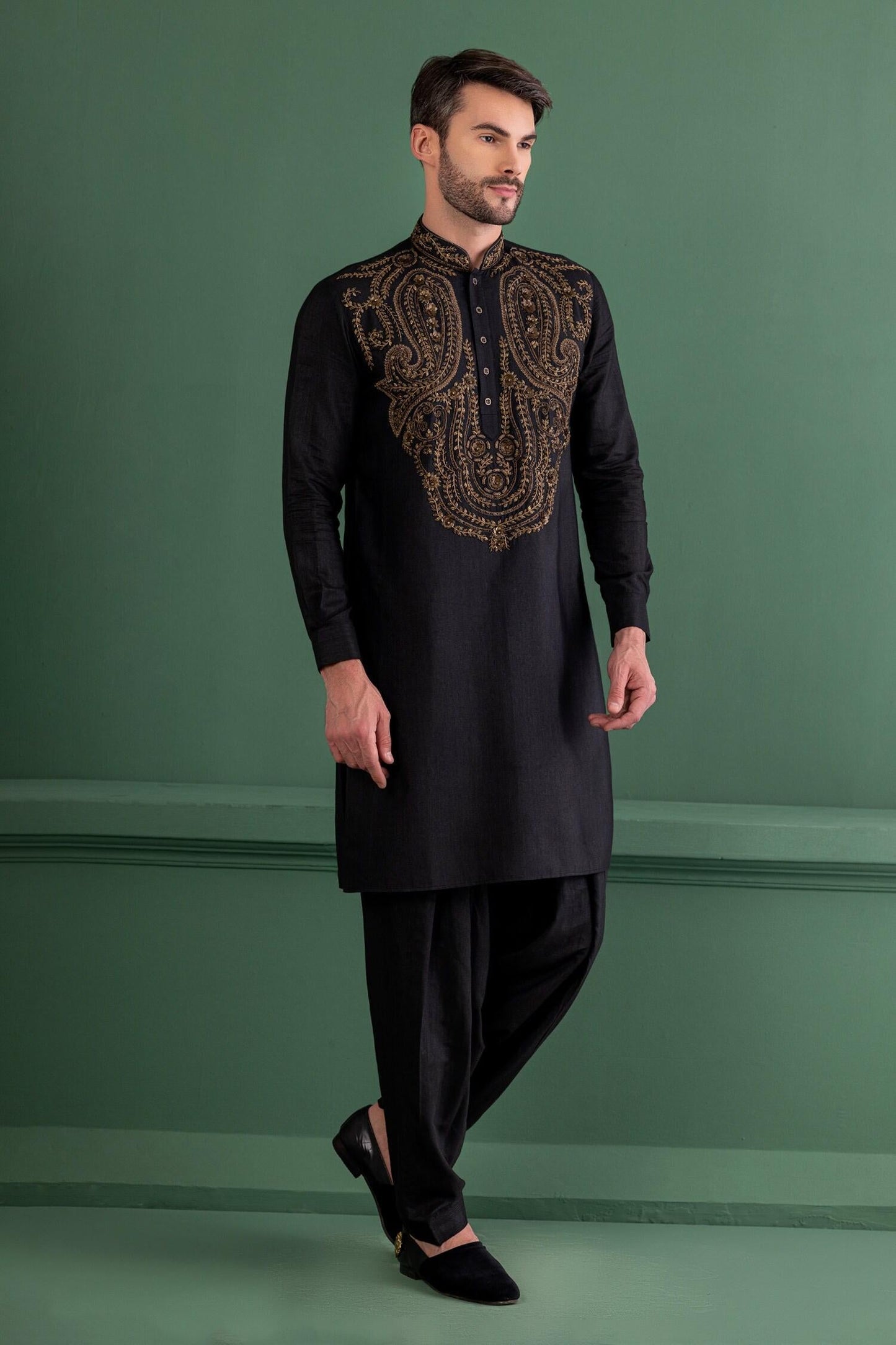 Kurta Set Black Moonga Silk Embroidery Sequin Paisley