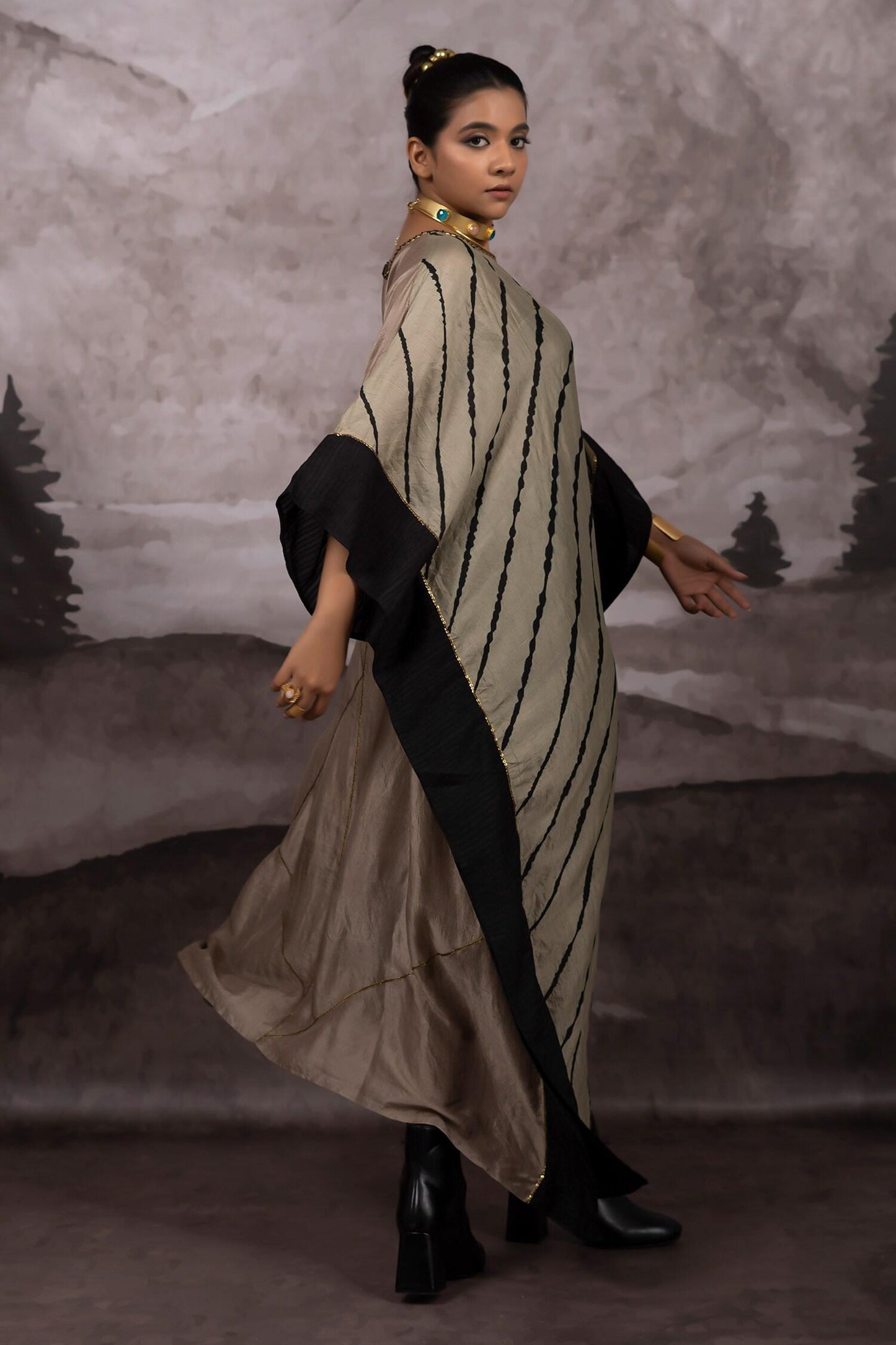 Green Silk Patchwork And Leheriya Pattern Reversible Kaftan With Rope Belt