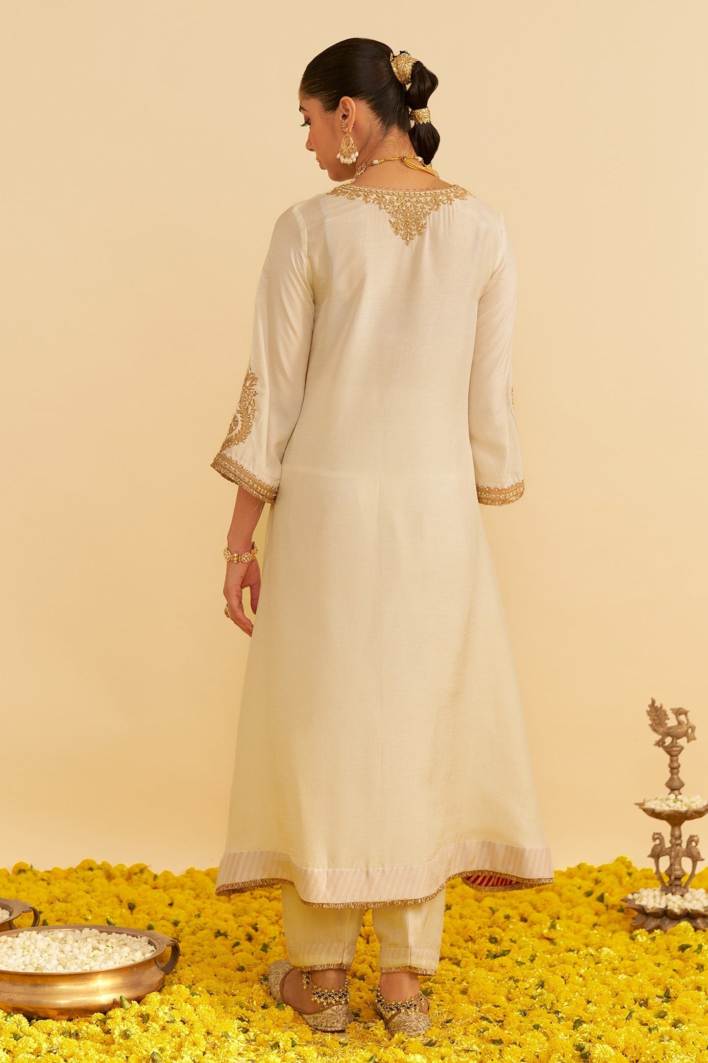 Ivory Embroidery V-neck Haayat Kaftan With Salwar - Designer Kurta Set