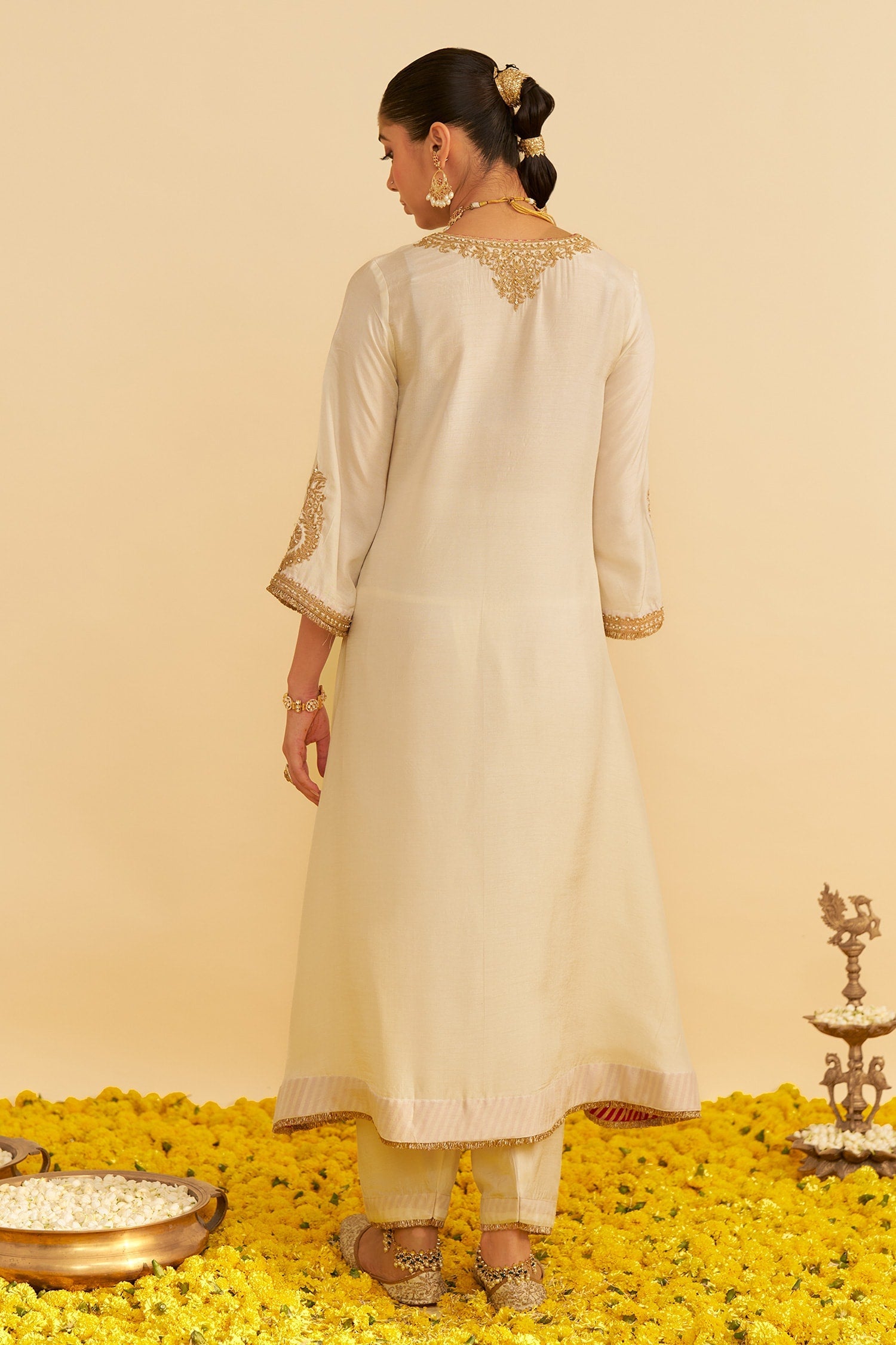 Ivory Embroidery V-neck Haayat Kaftan With Salwar - Designer Kurta Set