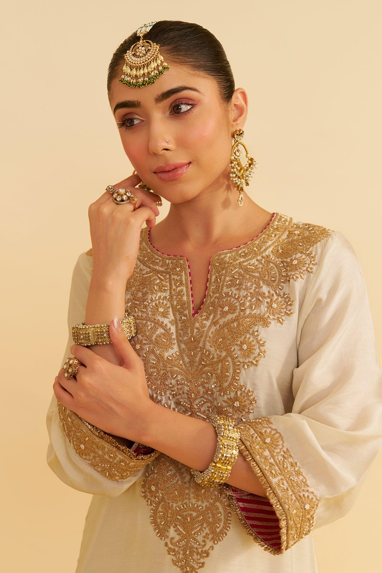 Ivory Silk Embroidery Round Neck Hiba Kaftan Set