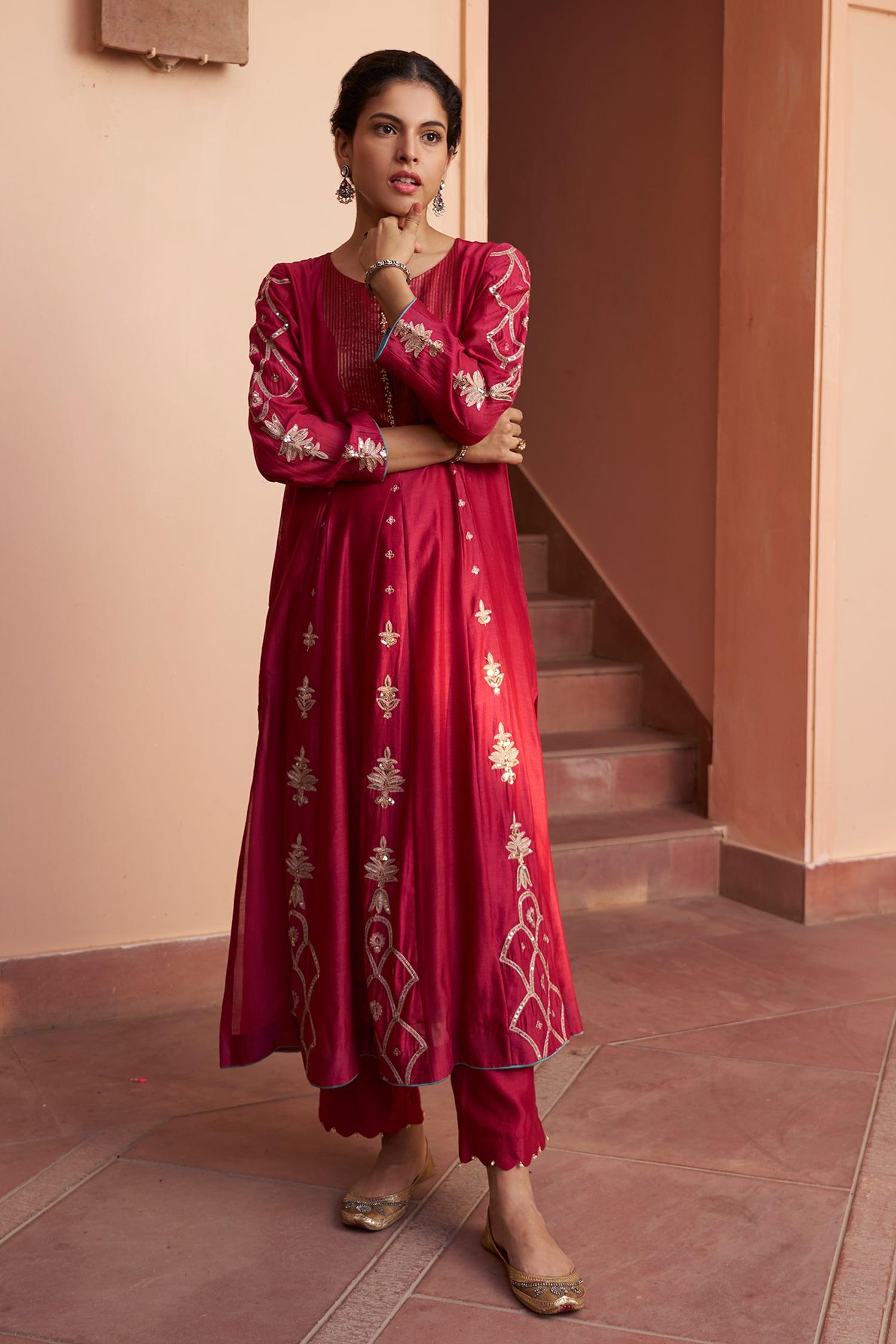 Magenta Chanderi, Tissue Pearls, Sequins Round Flower Embroidered Anarkali Set - Designer Kurta Set