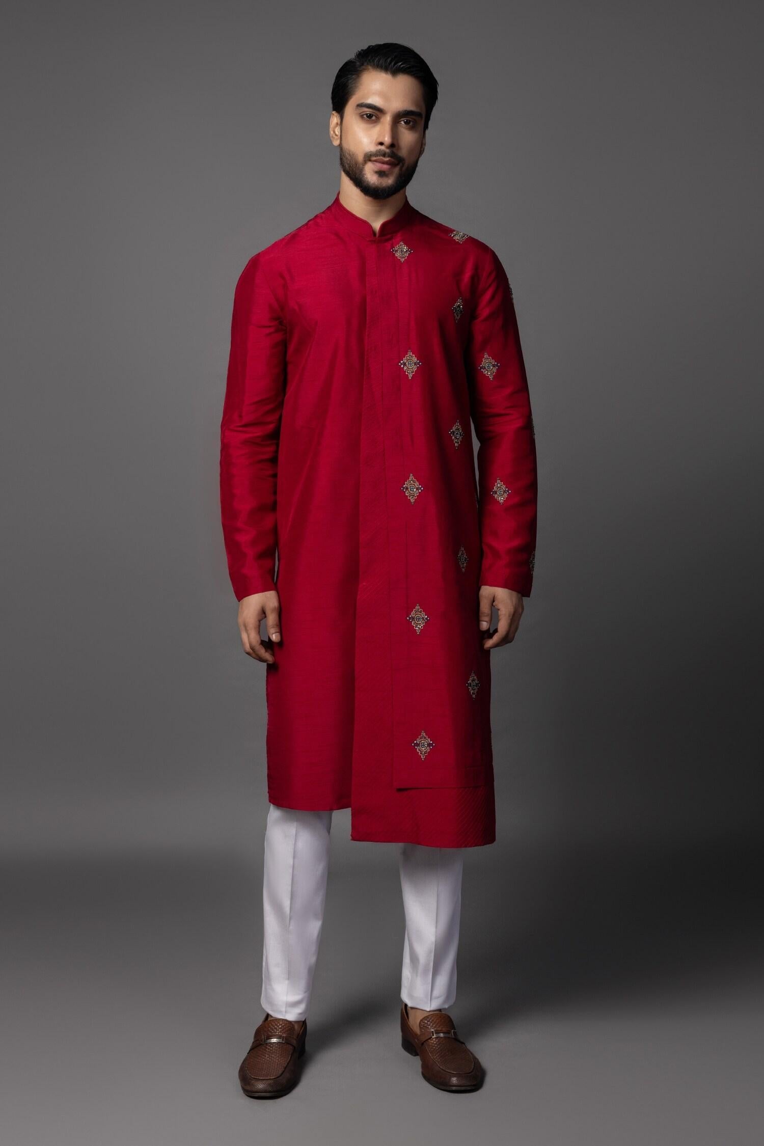 Kurta Set Red Bamboo Embroidery Kasuti Asymmetric