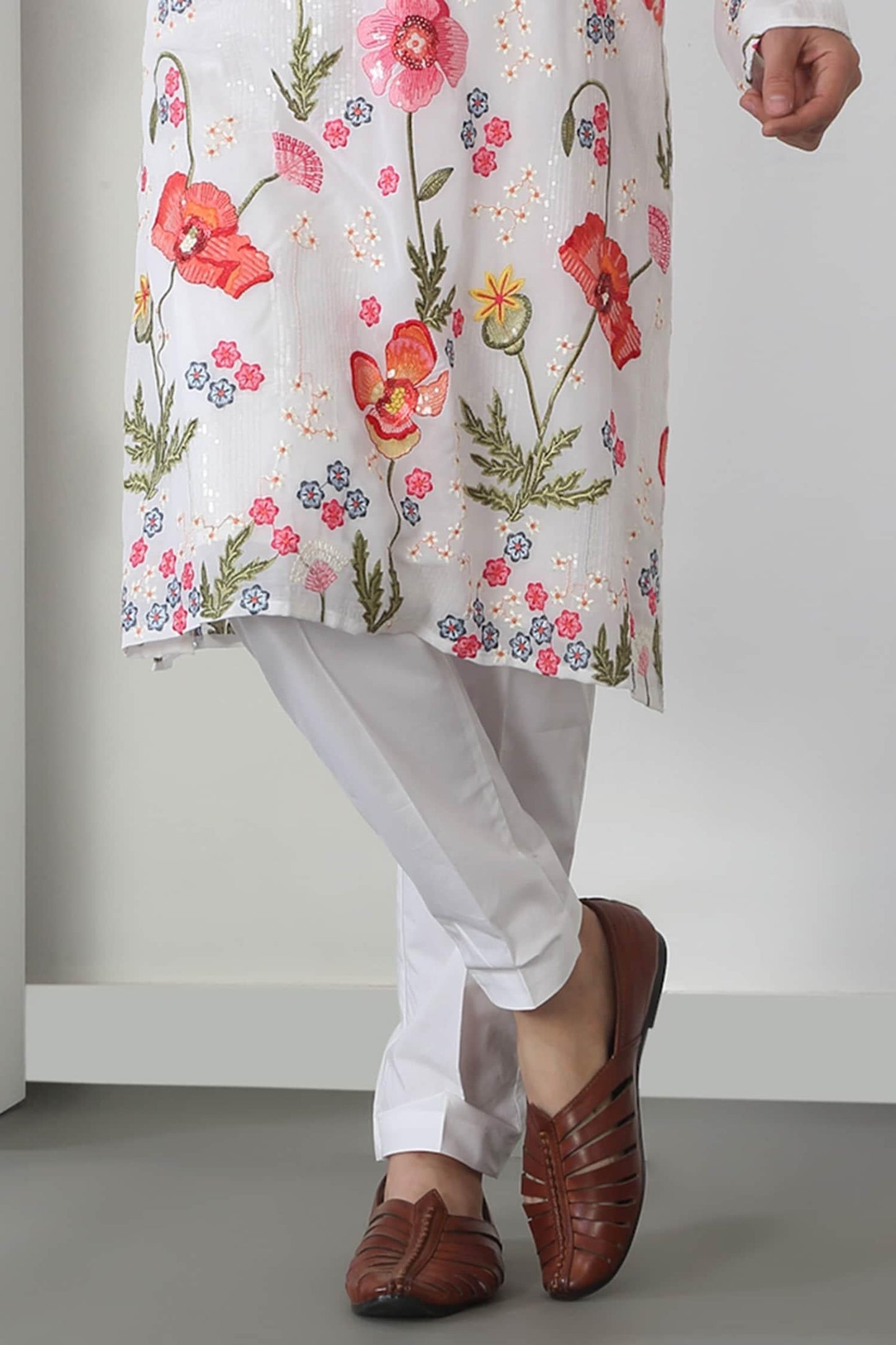 Kurta Set White Cotton Sequins Embroidery