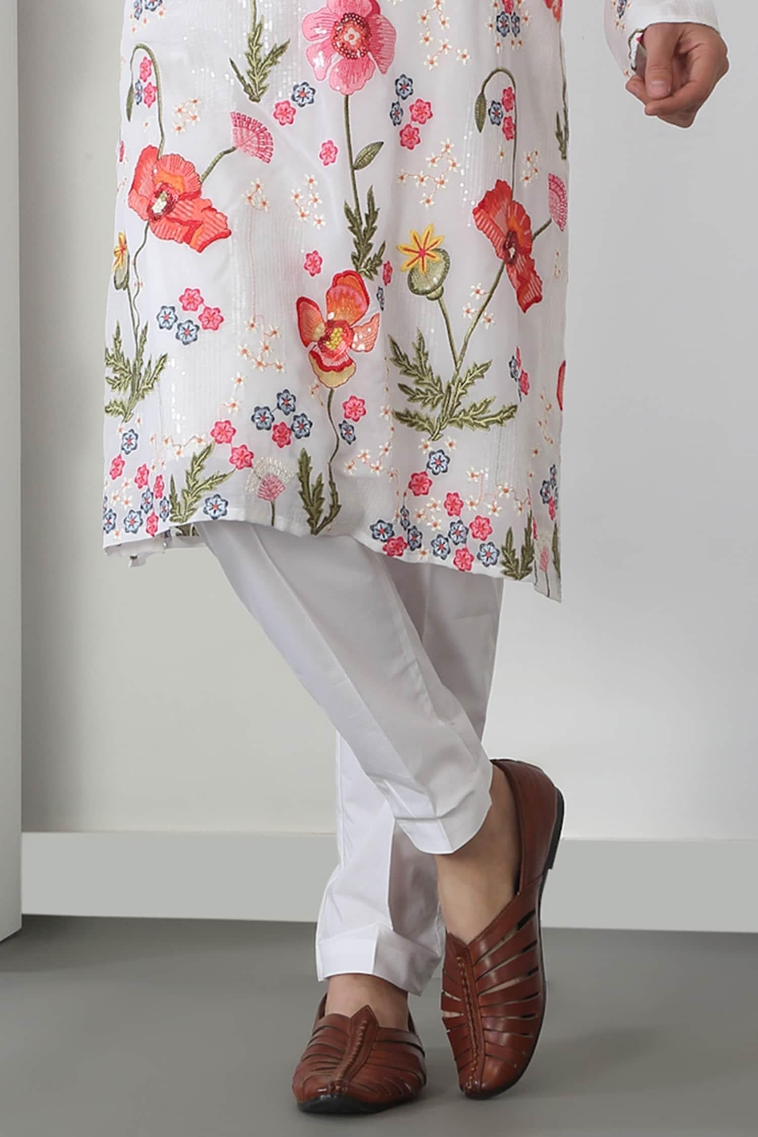 Kurta Set White Cotton Sequins Embroidery