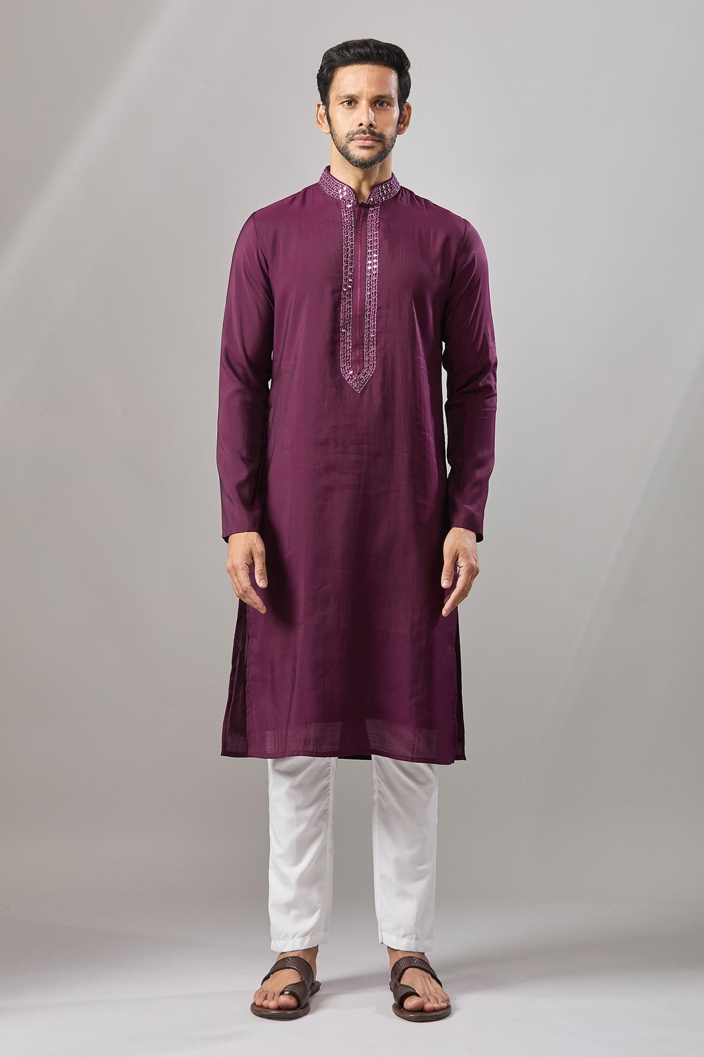 Kurta Set Wine Embroidery Plain Banarasi