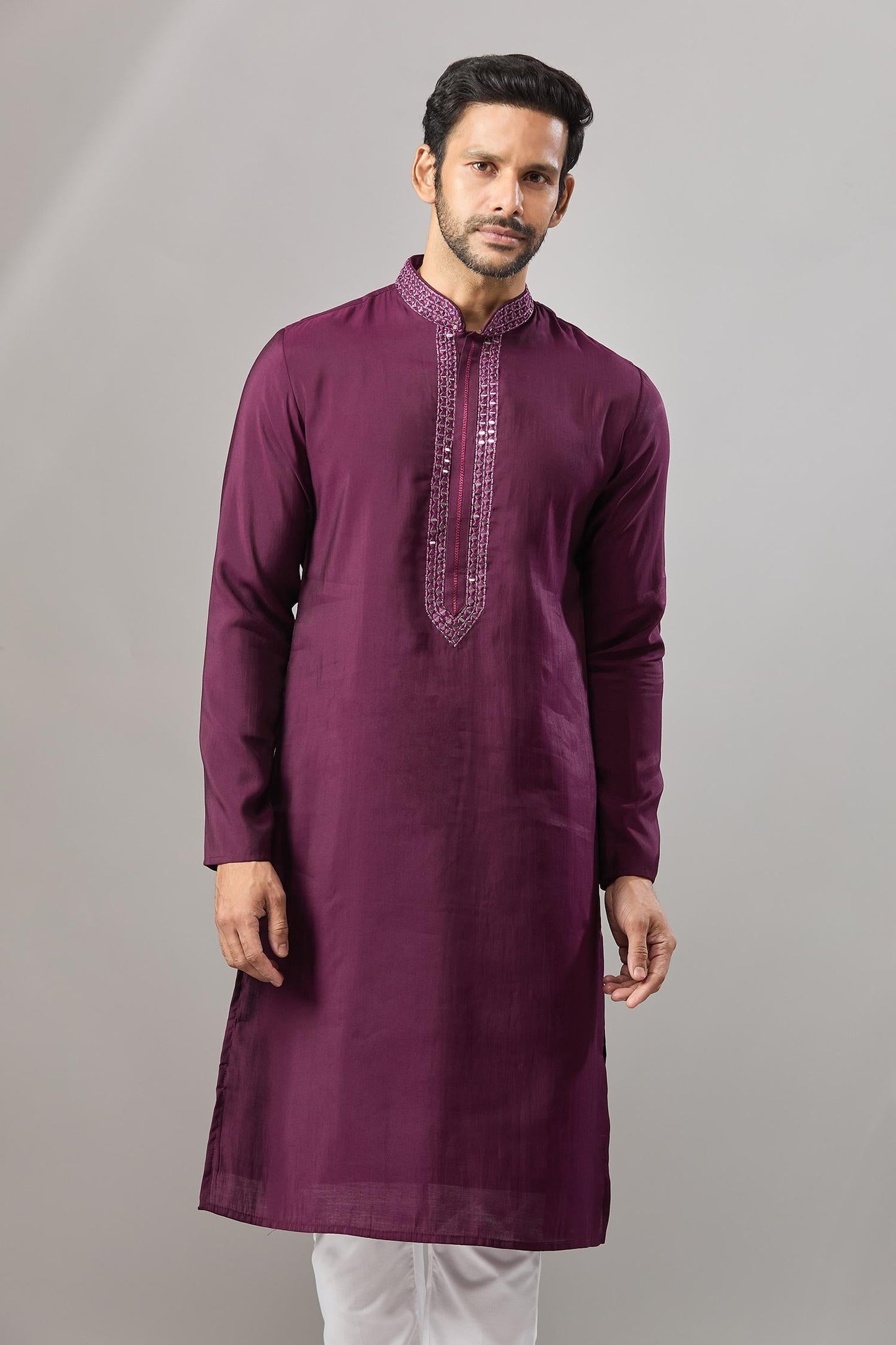 Kurta Set Wine Embroidery Plain Banarasi